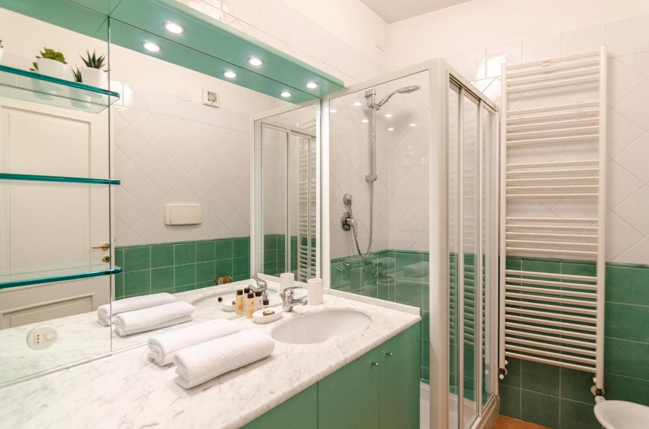 Flat 13: Elegante E Luminoso Con Terrazzo Privato Lejlighed Bologna Eksteriør billede